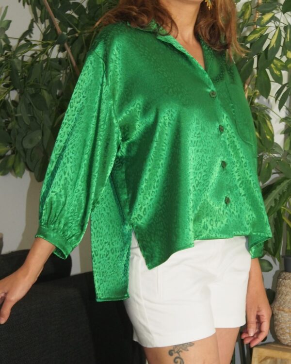 Chemisier Neïla - Satiné Vert - Motif Ocelot