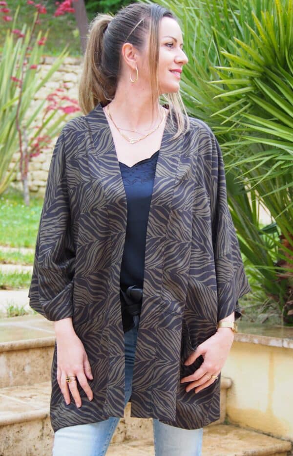 Kimono imprimé zèbre kaki et noir