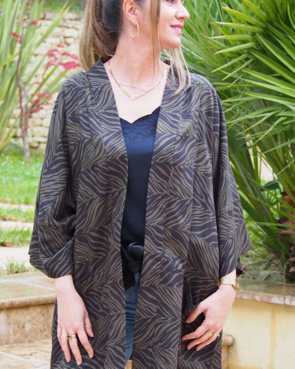 Kimono imprimé zèbre kaki et noir