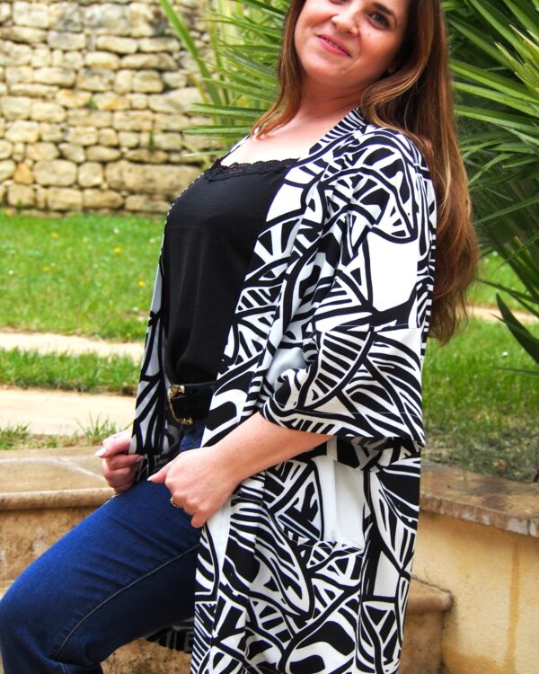 kimono noir et blanc poche été