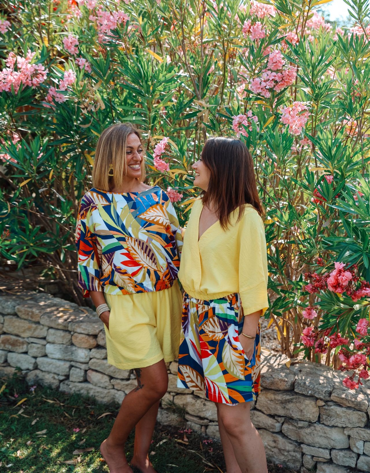 short mimi fleuri et jaune pep's