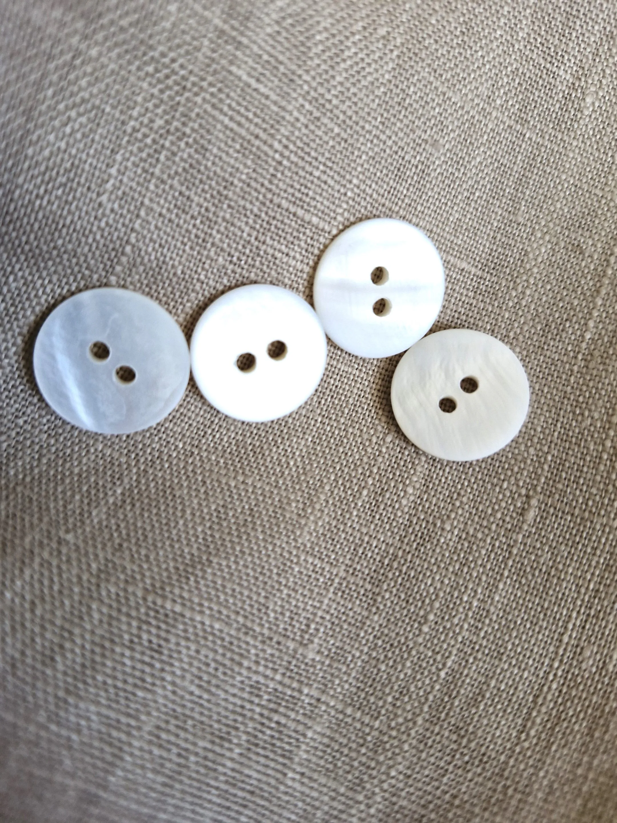 Chemisier Neïla - Couleur Sable - Lin 100% – Image 10