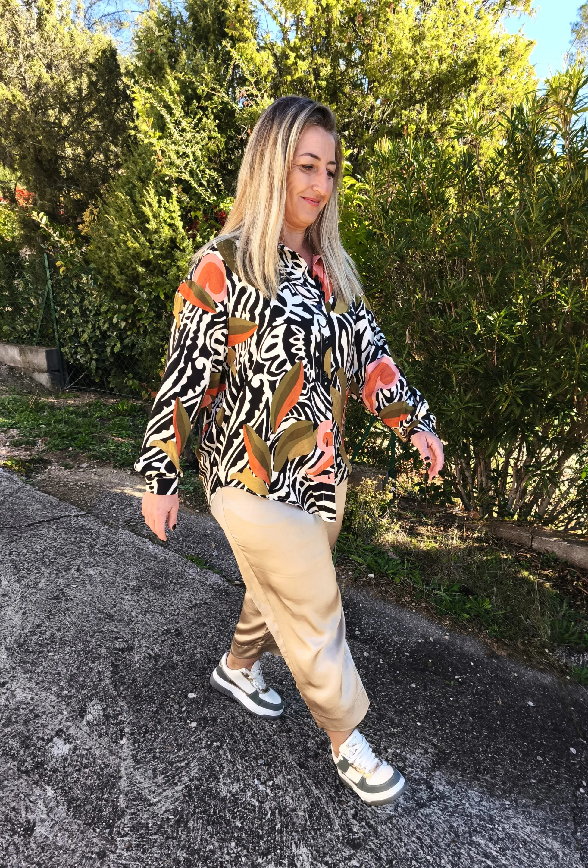 pantalon coupe carotte